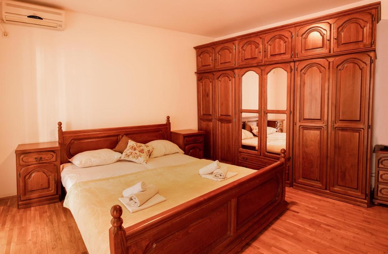 Apartments And Rooms Marija Budva Exterior photo