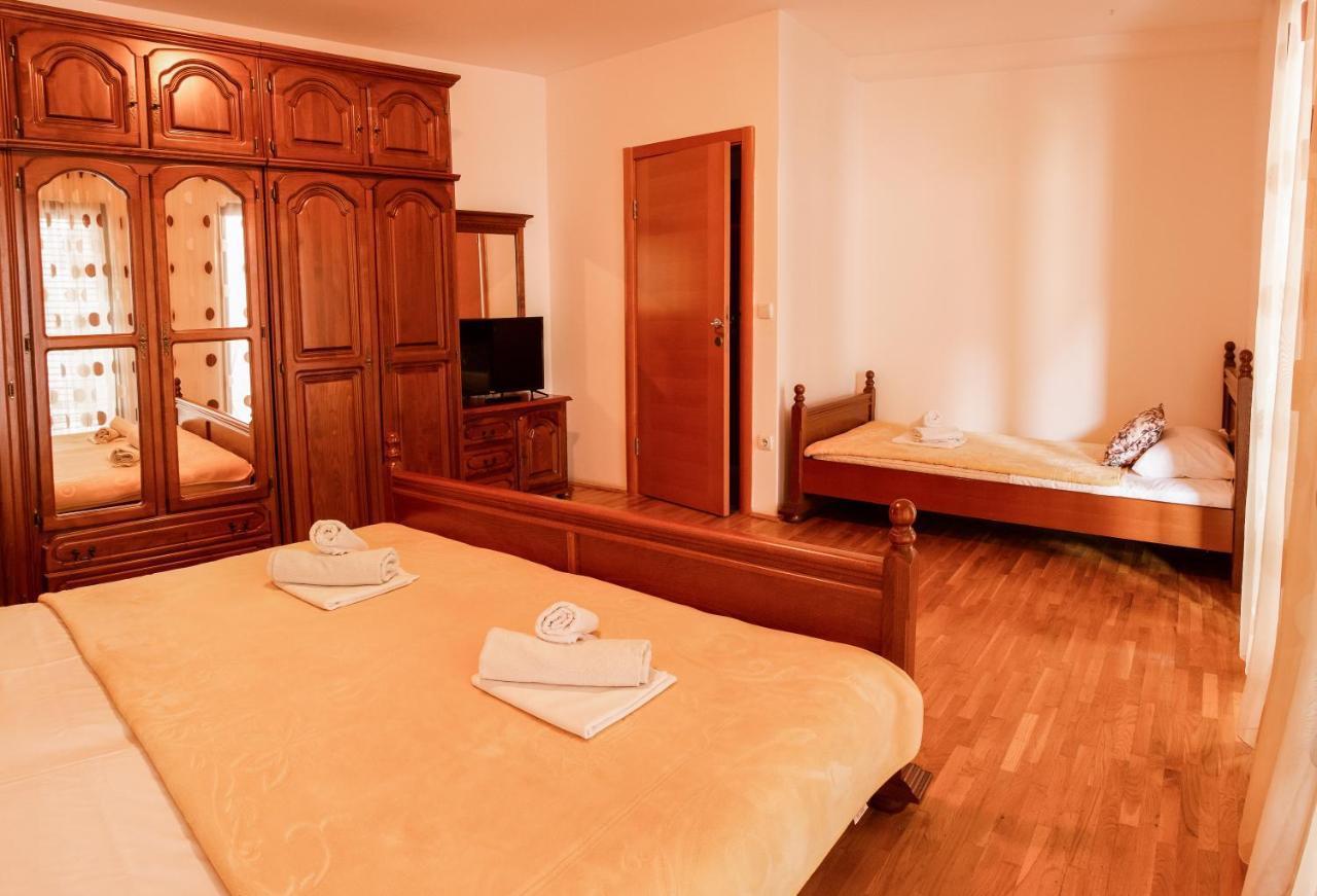 Apartments And Rooms Marija Budva Exterior photo